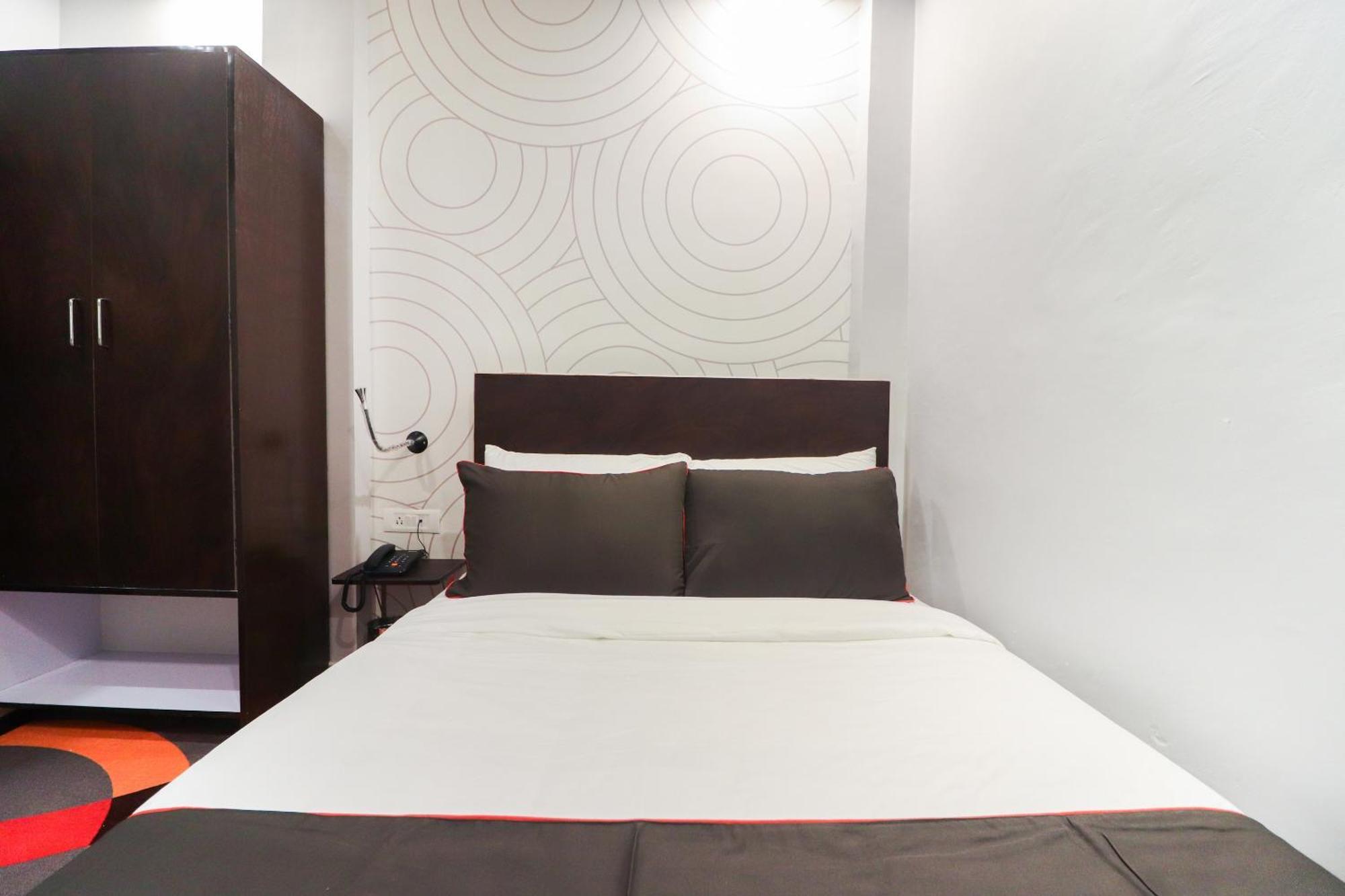 Super Collection O Sonica Gold Civil Lines Hotel Prayagraj Ngoại thất bức ảnh