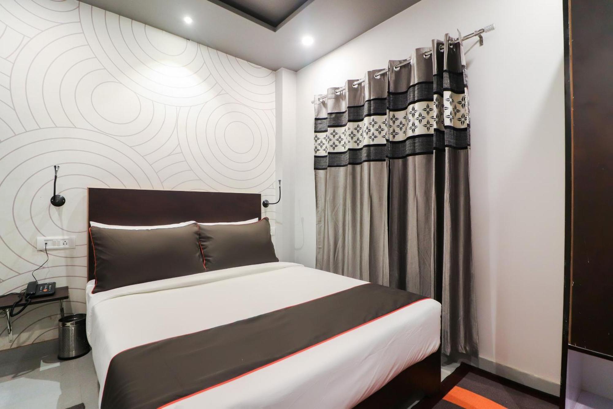 Super Collection O Sonica Gold Civil Lines Hotel Prayagraj Ngoại thất bức ảnh