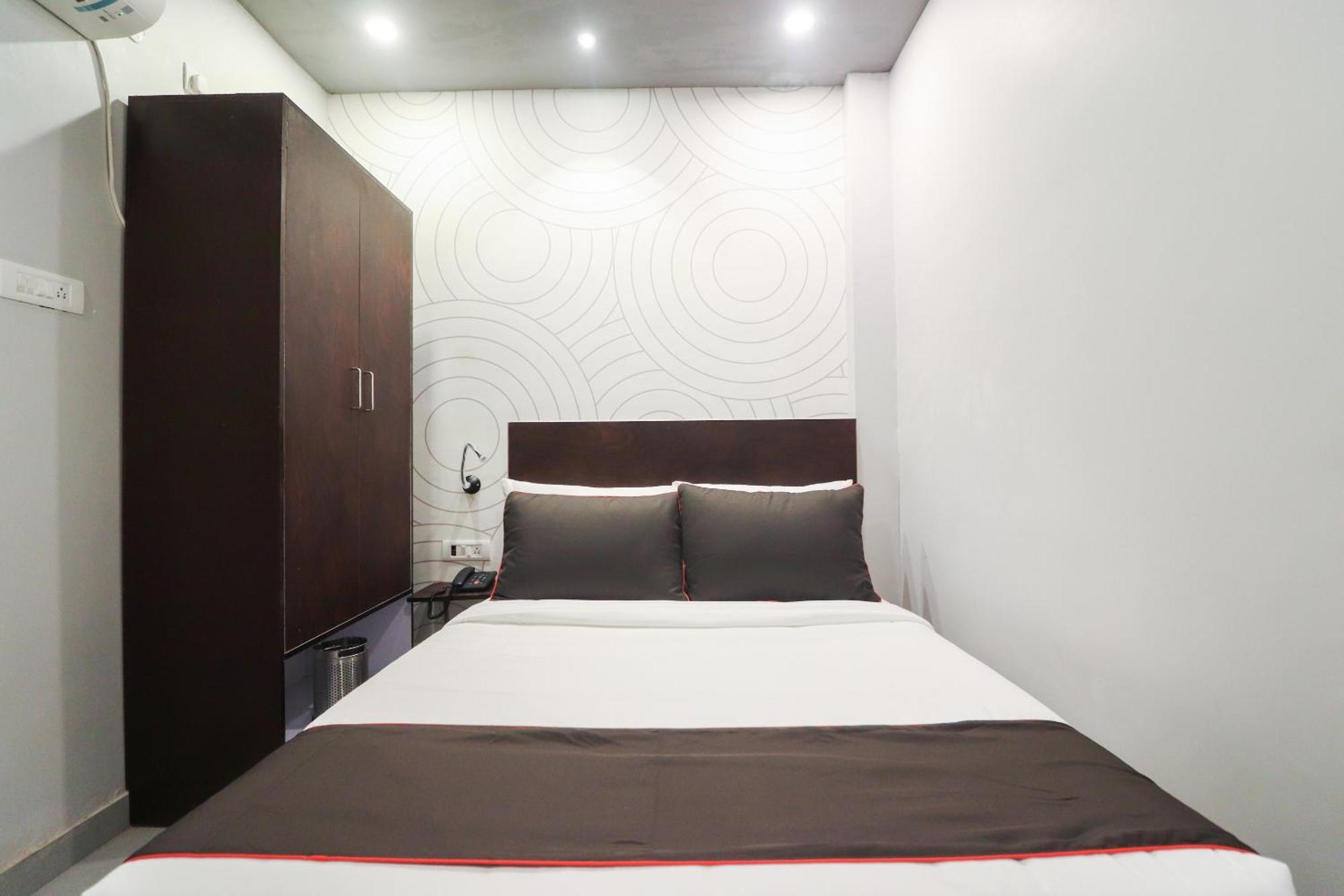 Super Collection O Sonica Gold Civil Lines Hotel Prayagraj Ngoại thất bức ảnh